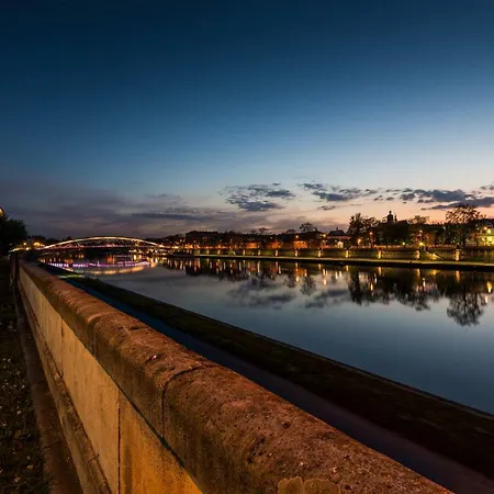 Home Far From Home Krakow Exterior photo