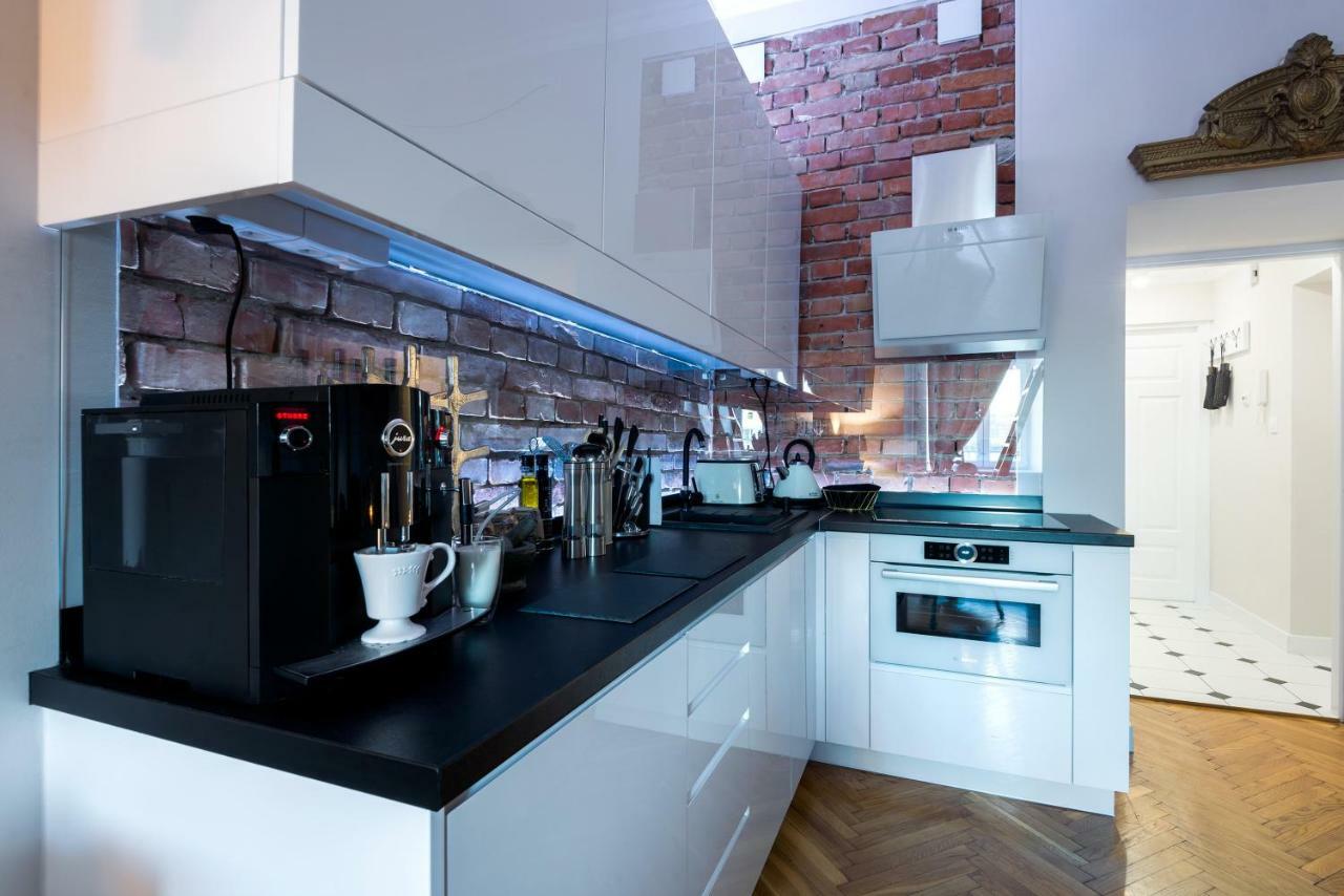 Apartment Far From Krakow